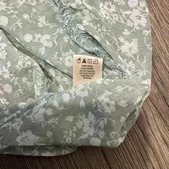 Inspired Hearts size large Floral Short Dress Color Mint Green With Hearts - Picture 10 of 11